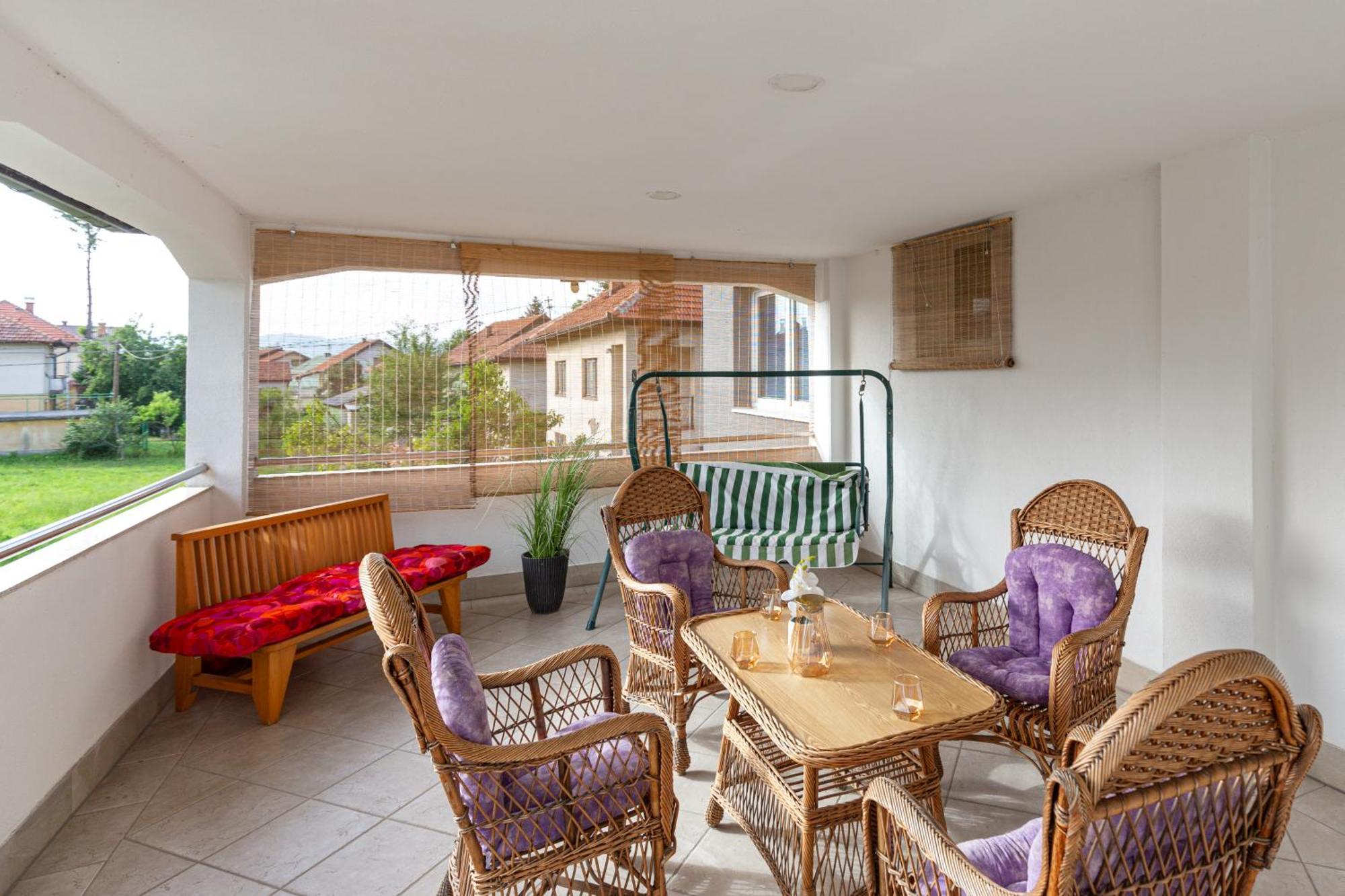 Evergreen Apartments Visoko Extérieur photo