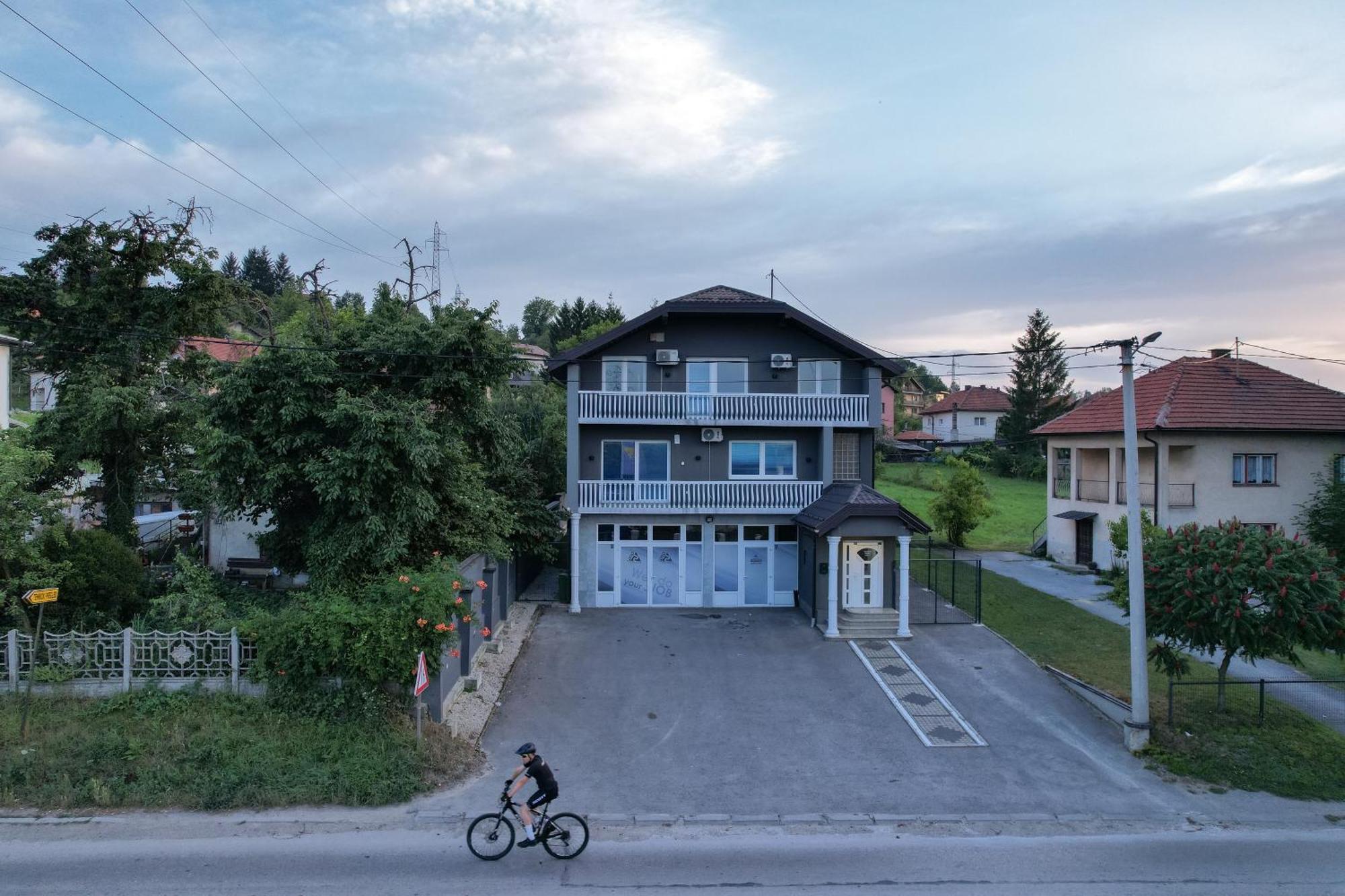 Evergreen Apartments Visoko Extérieur photo